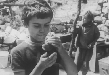 Cine UEM exibe documentário sobre crianças autistas não verbais nesta quarta-feira