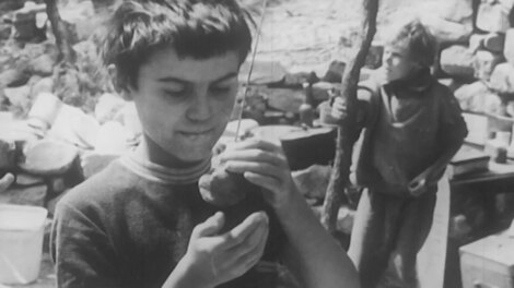 Cine UEM exibe documentário sobre crianças autistas não verbais nesta quarta-feira