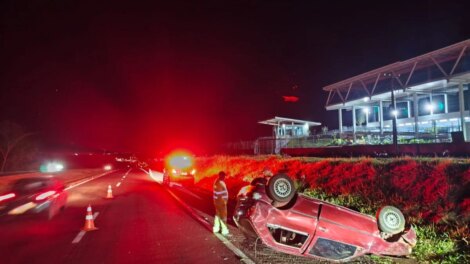 Dois capotamentos são registrados na PR-317, na região de Maringá, em menos de duas horas