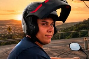 Motoboy de 20 anos que faleceu em grave acidente na zona sul de Maringá é identificado