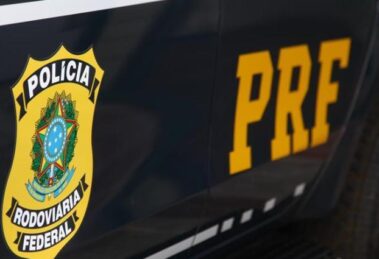 Motociclista fica gravemente ferido após colisão com Golf na BR-376, em Paranavaí