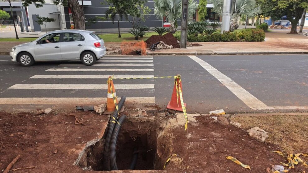 Nova lei reforça exigência para recomposição de calçadas danificadas após obras em Maringá