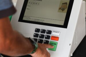 PGR começa a inspecionar código-fonte das urnas eletrônicas