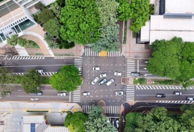 Prefeitura de Maringá amplia fiscalização eletrônica em cruzamentos para reforçar segurança no trânsito