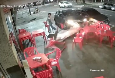 VÍDEO: Motorista embriagada atropela pedestre em calçada, acaba presa, mas é solta logo depois sem pagar fiança