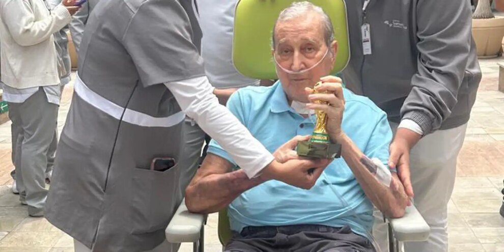 Ex-técnico da Seleção, Parreira recebe alta após 80 dias internado