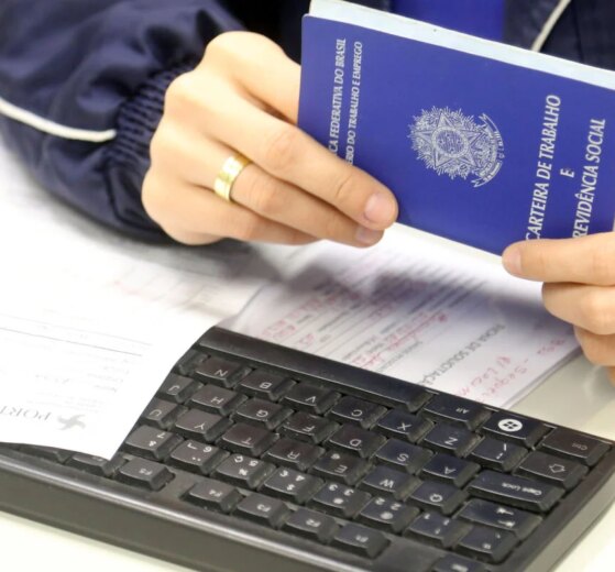 Maringá tem vagas de emprego para auxiliar de produção, balconista e pedreiro; veja oportunidades