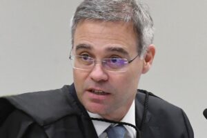 Mendonça vota para manter proibição de posts sobre Nossa Senhora