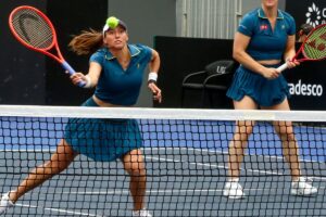 Naná e Victória caem, mas Luisa Stefani vai às semifinais do SP Open