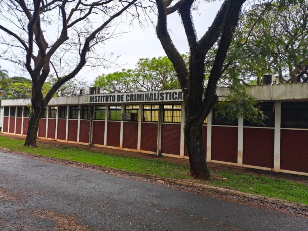 Polícia Civil investiga morte de homem encontrado amarrado e trancado dentro da própria residência em Maringá