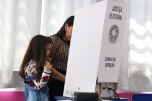 TSE e entidades reforçam combate à violência política contra mulheres