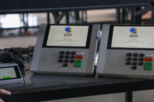 916 mil brasileiros no exterior podem votar no 2º turno