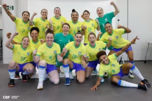 Brasil e Japão se enfrentam em amistosos de futsal feminino em Maringá