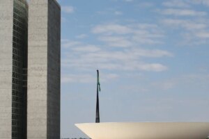 Câmara aprova aumento no limite de receita bruta do MEI