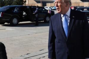 Donald Trump diz que pretende conversar com presidente Lula