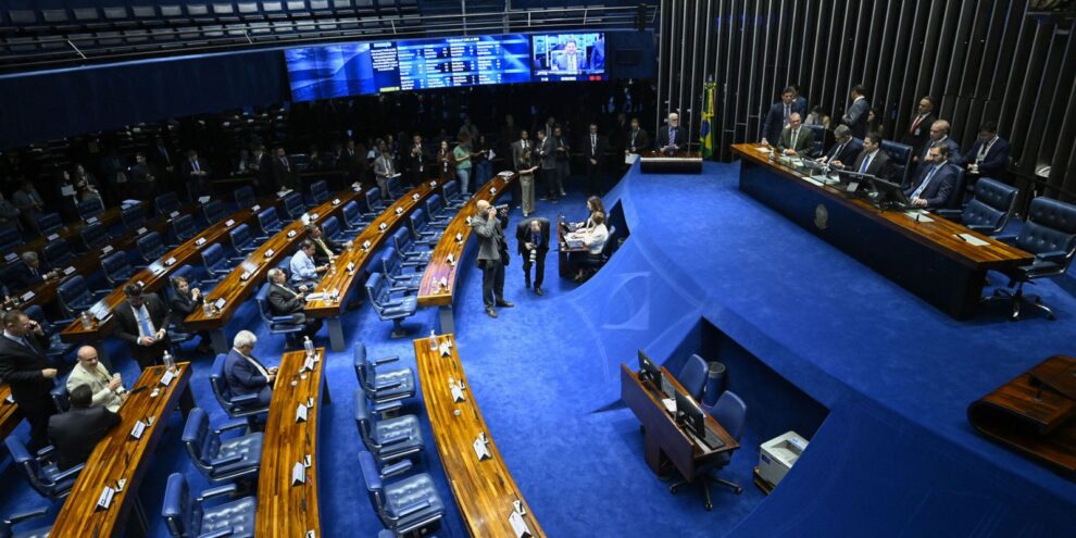Fim da escala 6x1: Alcolumbre mantém calendário, mas votação é incerta