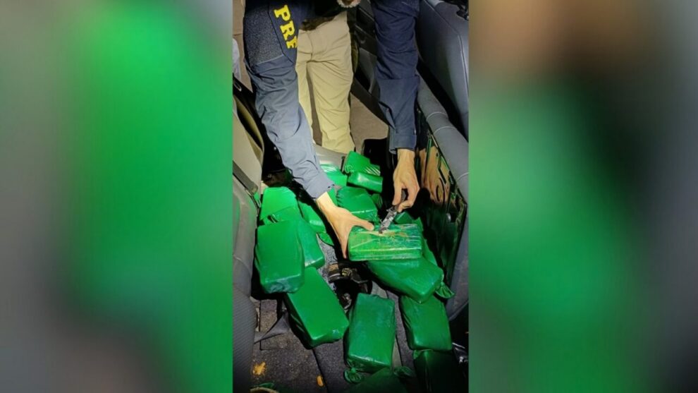 Homem é preso com pasta base de cocaína escondida em tanque de combustível em Maringá
