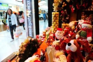Indústria se prepara para atender à demanda de Natal