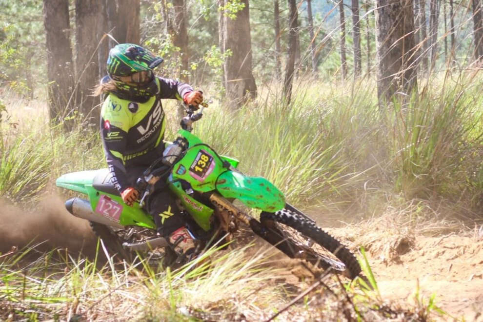 Maringaense será a primeira mulher a representar o Brasil no Moto Climb Super Series, nos EUA