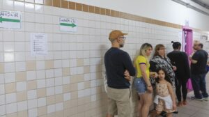 Mesmo com prorrogação, eleitores relatam que não conseguiram votar