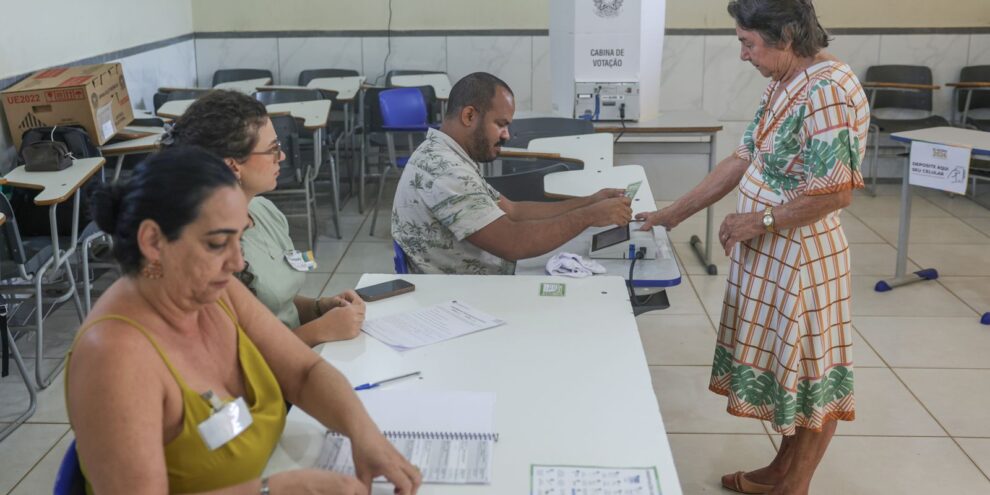 OEA acompanha denúncias de falta de ônibus no dia da eleição