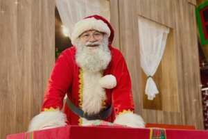 Papai Noel já está com agenda lotada em Maringá