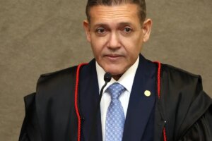 Presidente do TSE recebe missões internacionais para observar eleições