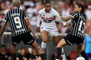 São Paulo segura Corinthians e é campeão brasileiro pela 1ª vez