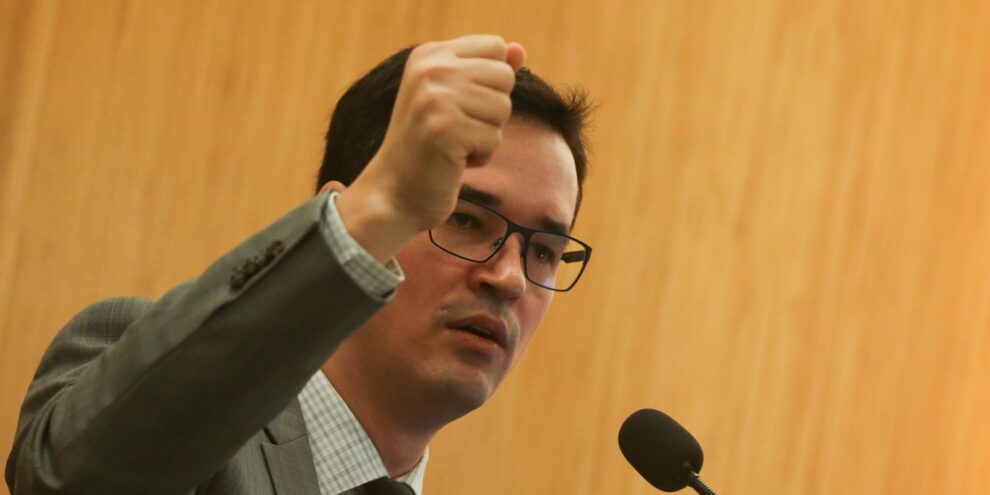 TSE adia julgamento sobre validade da candidatura de Deltan Dallagnol
