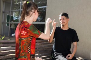 UEM recebe encontro gratuito sobre direitos de pessoas com deficiência e doenças crônicas