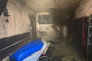 Vela perto de colchão provoca incêndio em casa em Maringá; mãe e três filhos conseguiram sair ilesos