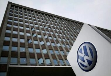 Volkswagen planeja congelar salários até 2030
